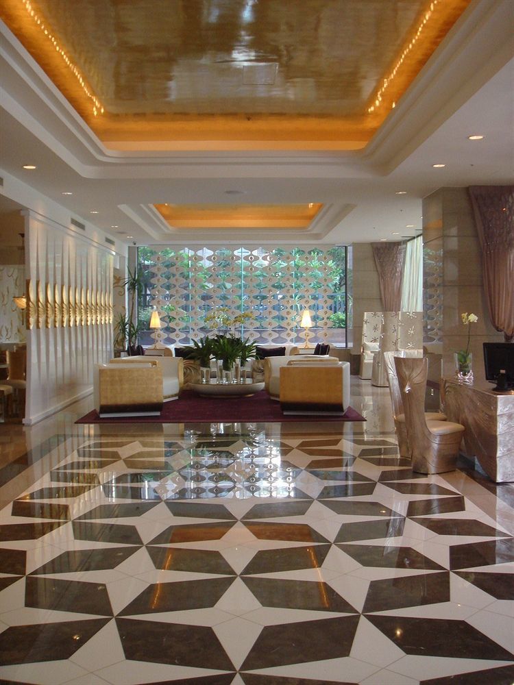 Monarch Skyline Hotel Luzhu Exterior photo